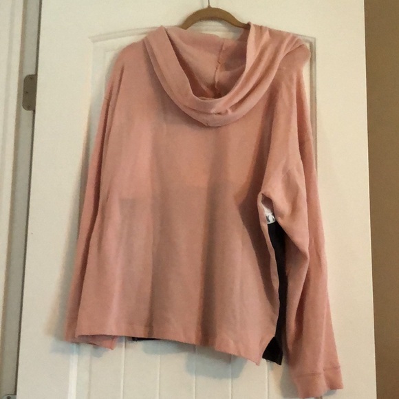 PINK hooded sweatshirt, great condition , size L - Picture 2 of 3